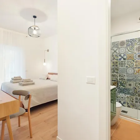 White Con Bagno Privato E Balcone